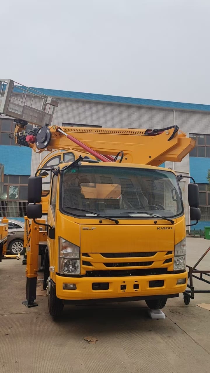 Автовышка Isuzu ELF KV100 28 метров