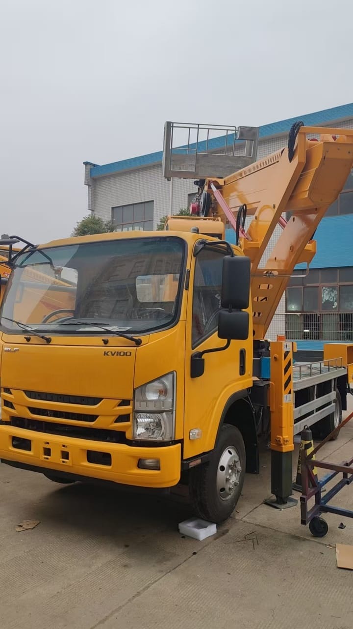 Автовышка Isuzu ELF KV100 28 метров