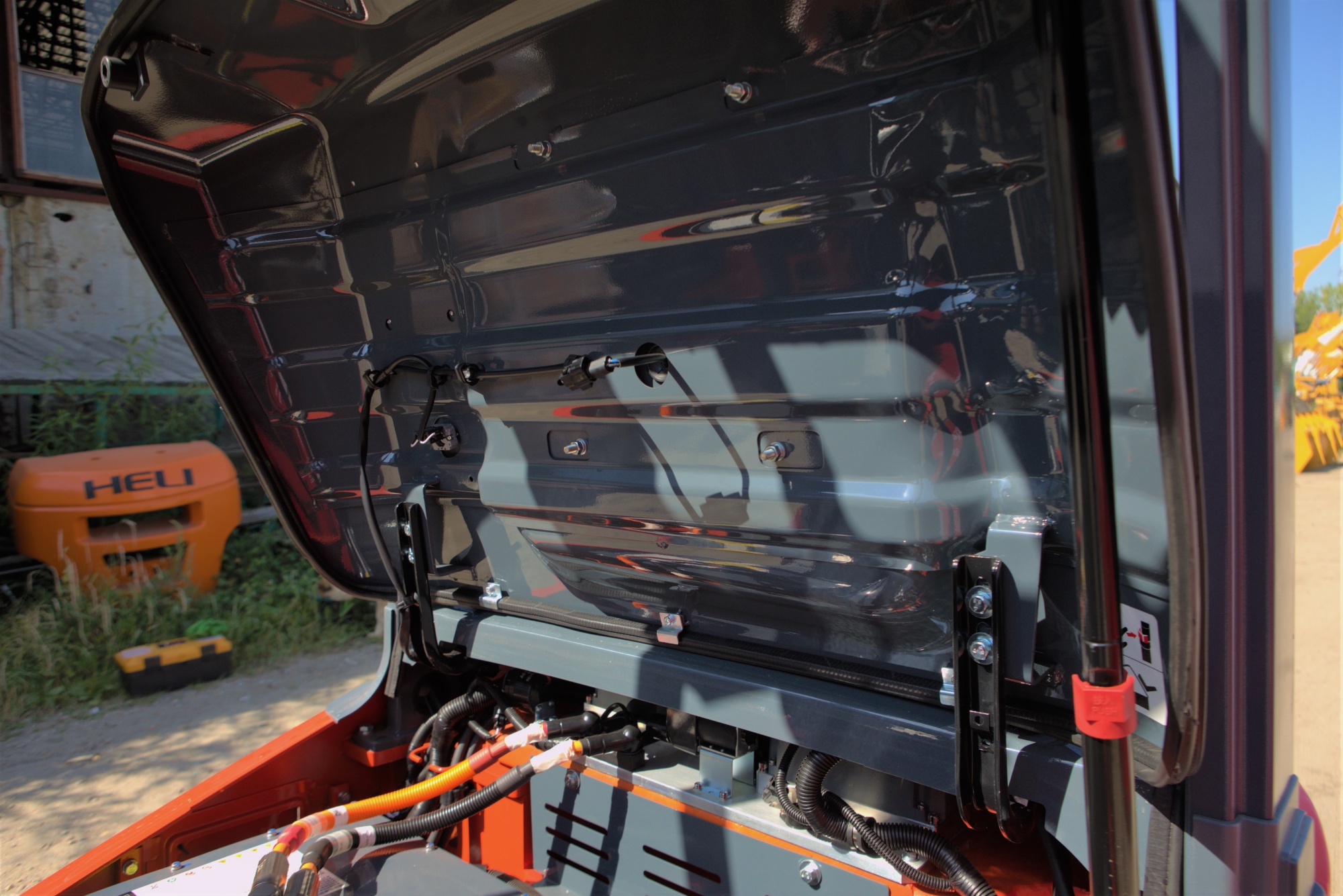 Вилочный погрузчик HELI CPD20 GB3LI-S